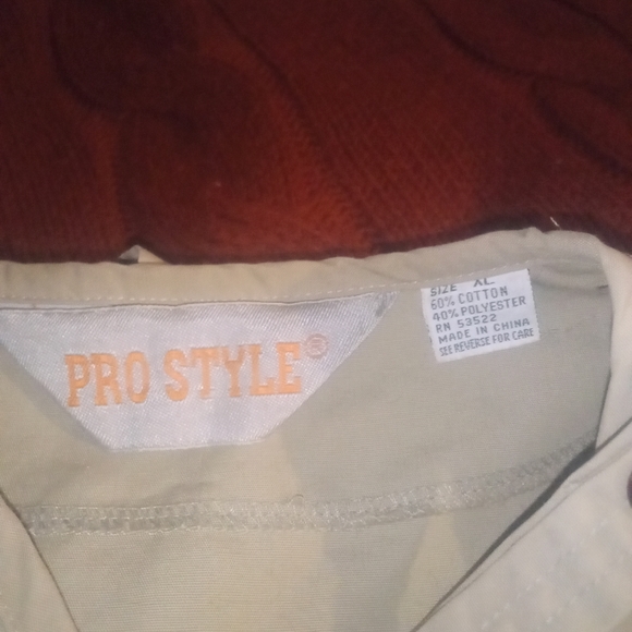 Fly Fishing Vest - Picture 2 of 3